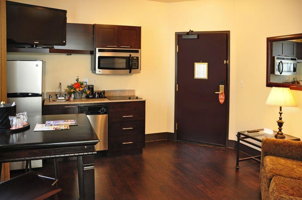 Hotel Oxford Downtown 3*